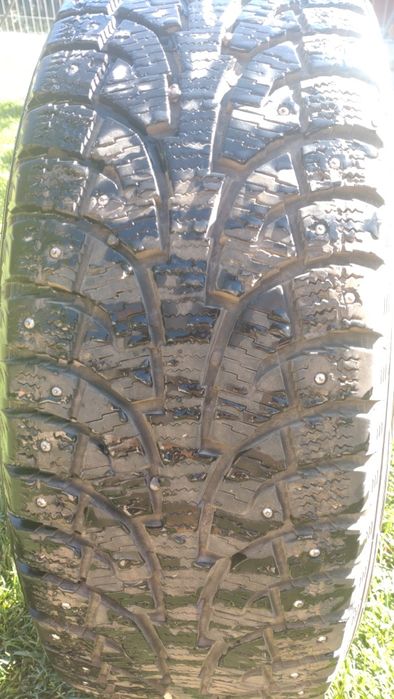 Set 4 jante + anvelope iarnă cu ținte, R17 225/60