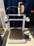 Imprimanta 3d bambu lab A1 noua ( 20 ore)