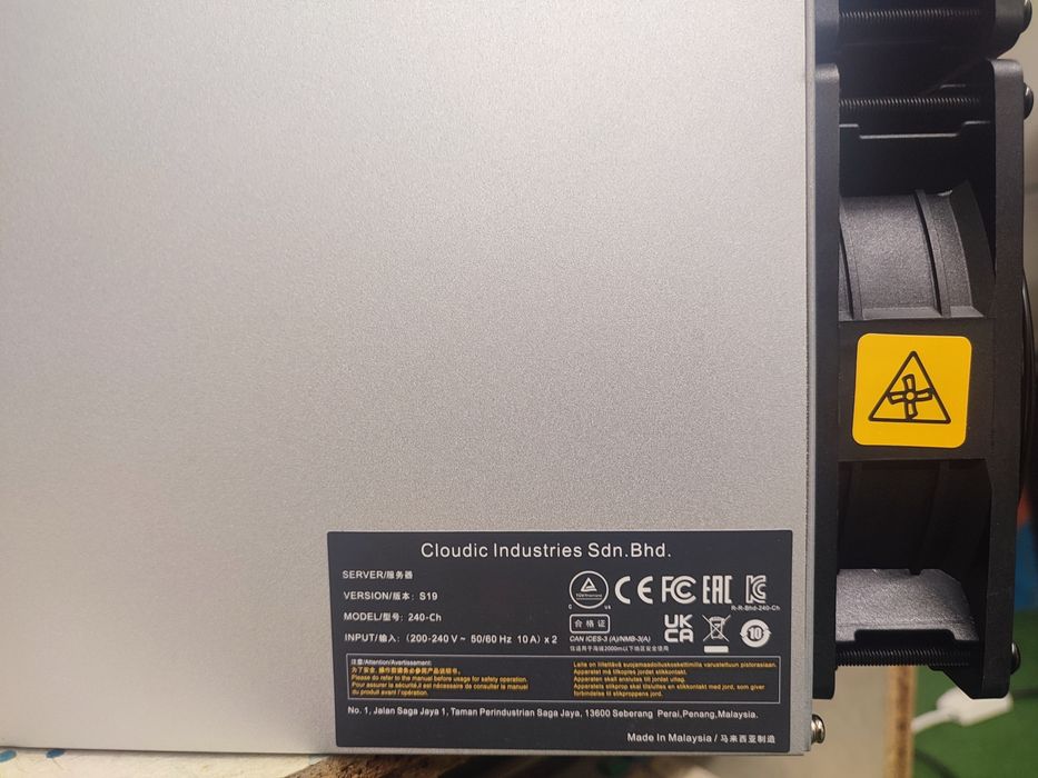 Antminer S 19 240-Ch 82T