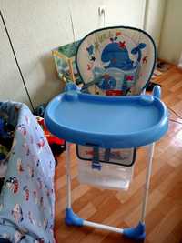 Детский стульчик для кормления