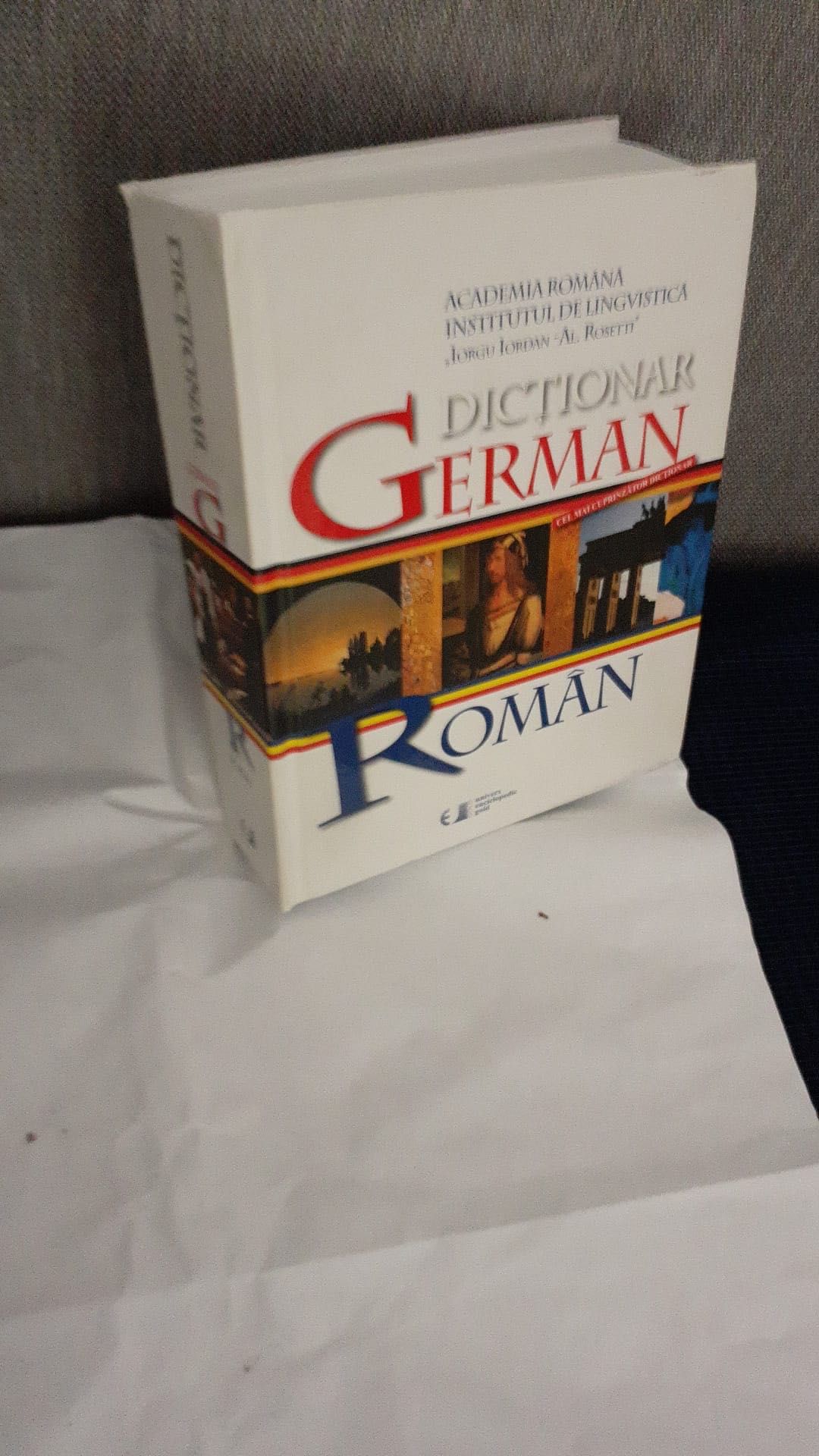 Dictionar German - Roman Academia Romana