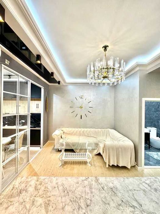 Сдаётся 3-комнатная квартира на левом берегу.