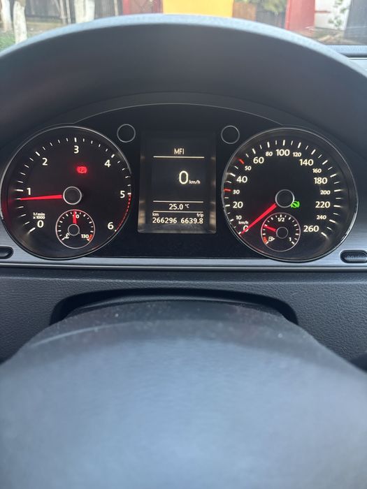 Vând Volkswagen Passat B7 2.0 TDI Automat - 170 Cp