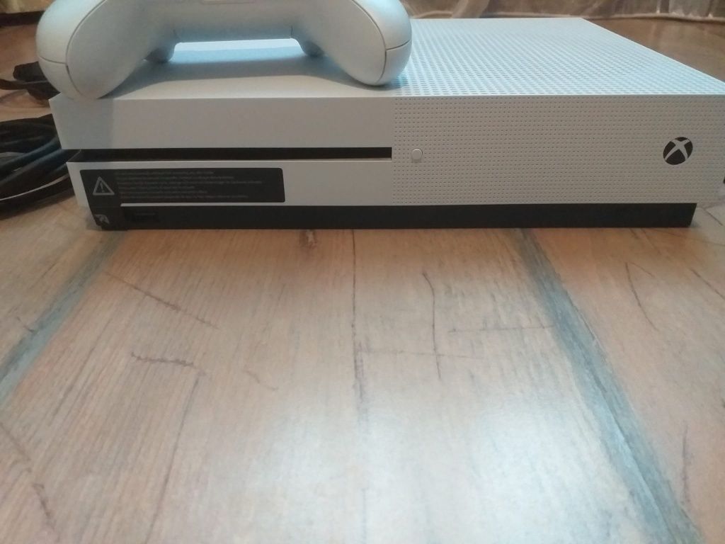 Xbox One 500 GB .