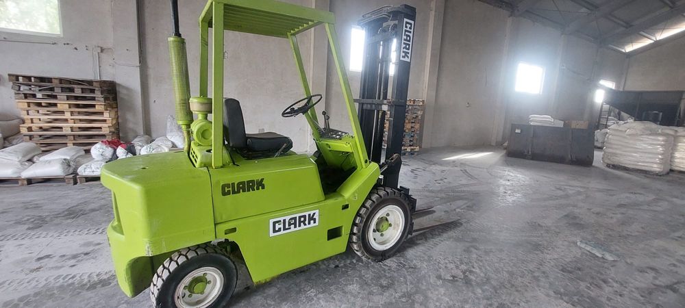 Vand motostivuitor Clark