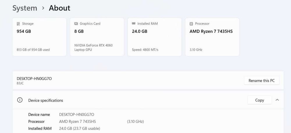 Laptop Gaming Lenovo LOQ 15ARP9 | Ryzen 7 | RTX 4060 24GB DDR5 1TB SSD