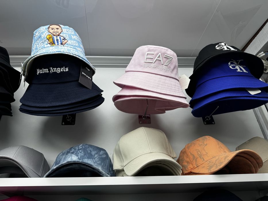 Шапки Adidas,Nike,Armani,Under Armour,Jordan,DSQ2,LA,Tommy,CK