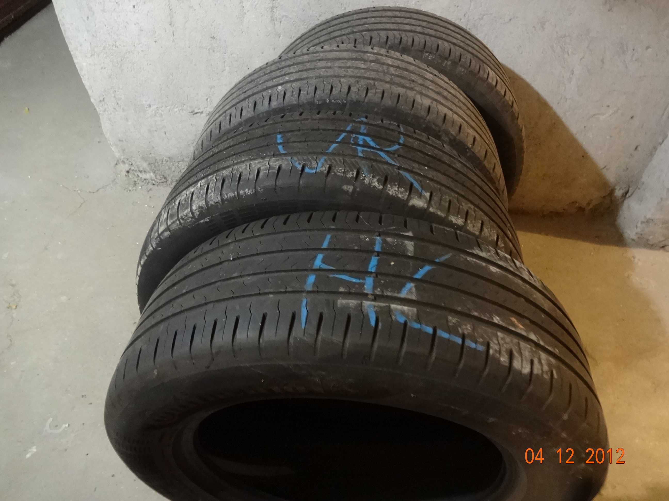 Continental 235/60/18 летни