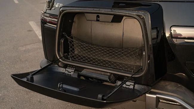 BYD Leopard Titanium 3 2025