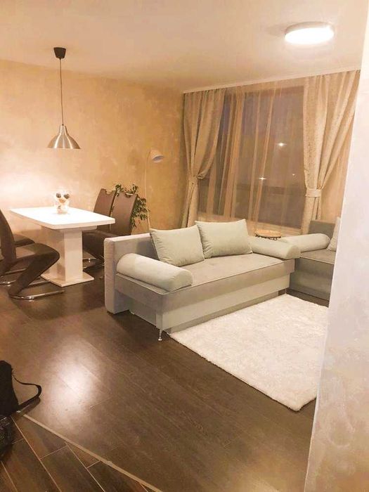 Дава се под наем Двустаен апартамент в София, Кръстова вада - 68 кв.м за 612 € - Снимка #1