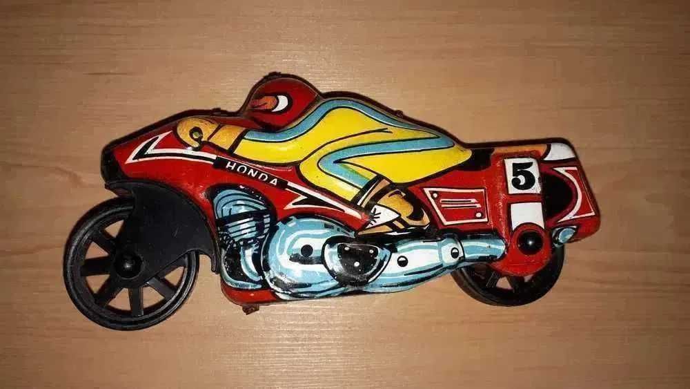 Jucarie motocicleta din tabla anii 70