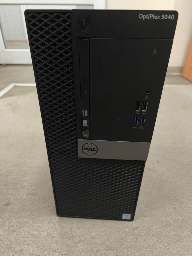 Компютър Dell Optiplex 5040, Intel i7-6700