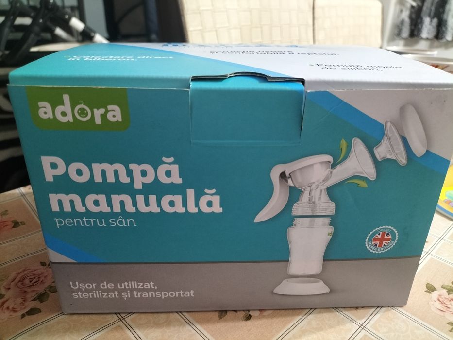 Vând pompă manuală de sân Adora