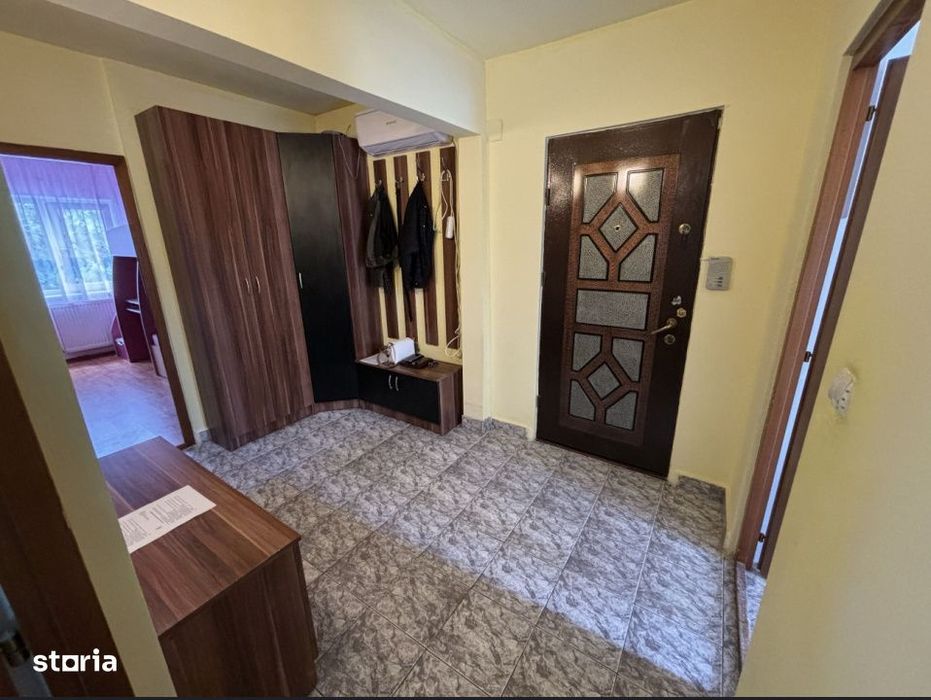 De vanzare – Apartament 3 camere, Micro 17, Satu Mare, Jocului.