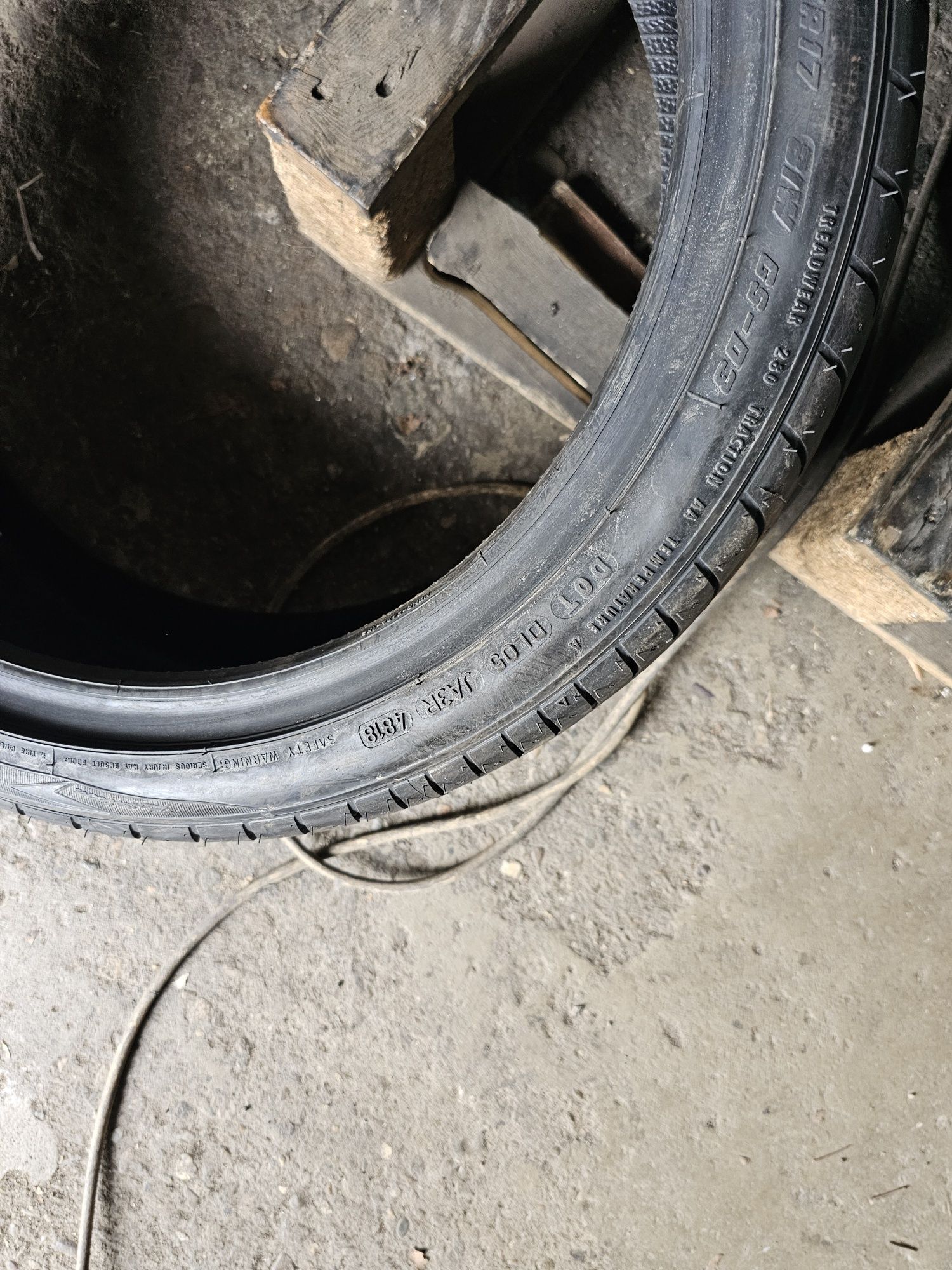2 anvelope vara noi 195 45 17 Goodyear