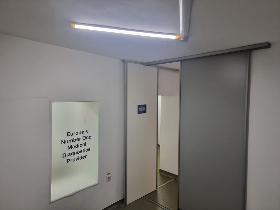 Spatiu Comercial de inchiriat ( Cabinet Medical )
