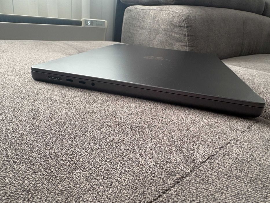 Apple Macbook Pro 16 M4 Pro 24 GB Ram Гаранция