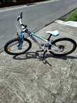 Bicicleta Cube 24