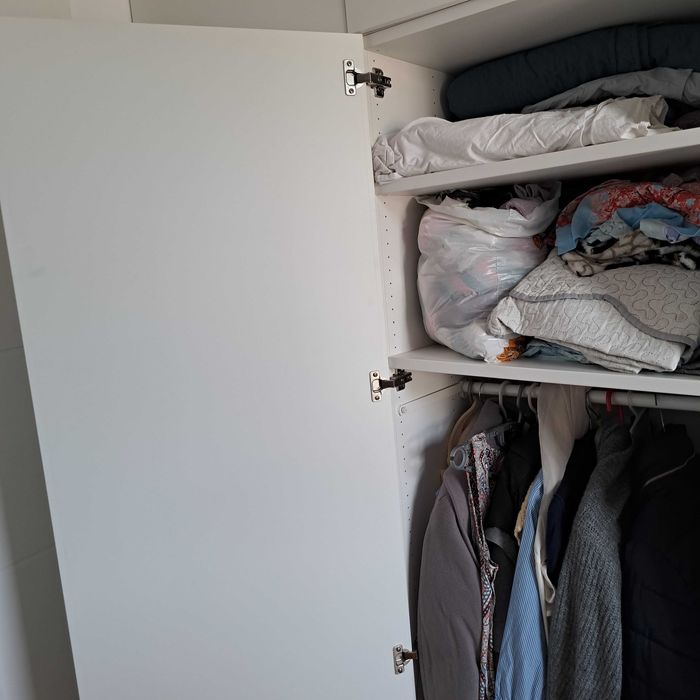 Dulap Platsa Ikea 300cmx240cmxA60cm 3000 lei
