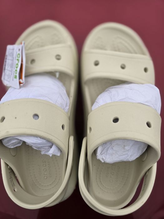Sandale crocs mărime 36