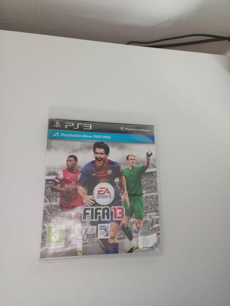 Joc Fifa 13 Ps3 puțin folosit.

Beneficii:
 Deschiderea coletului la l