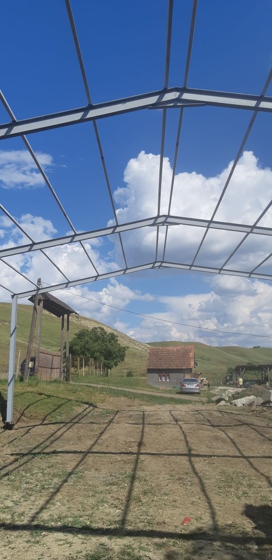 Vând hala metalică