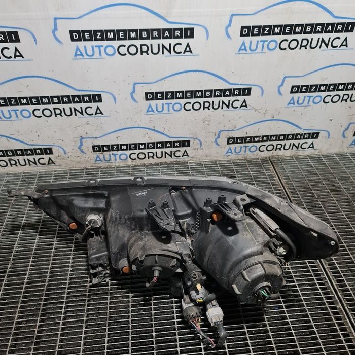 Far Dreapta Mitsubishi ASX Facelift 2016 2016 - 2018 SUV 4 Usi (1337) Cu lupă