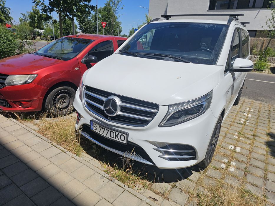 Grila Mercedes v class 250 an 2017 pentru bara amg originală