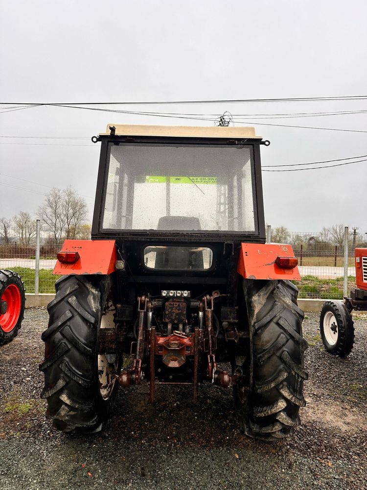 Se vinde tractor UTB 833 in stare perfecta de functionare(case ,fendt)