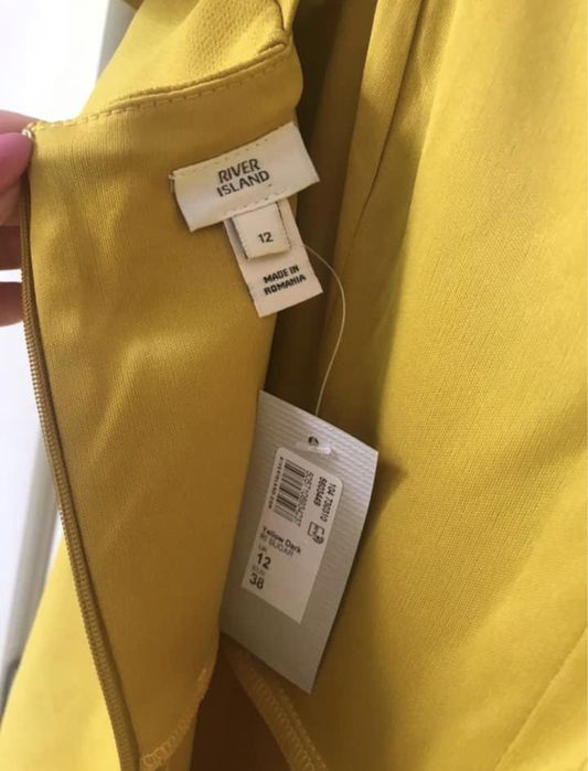 River Island нова миди рокля
