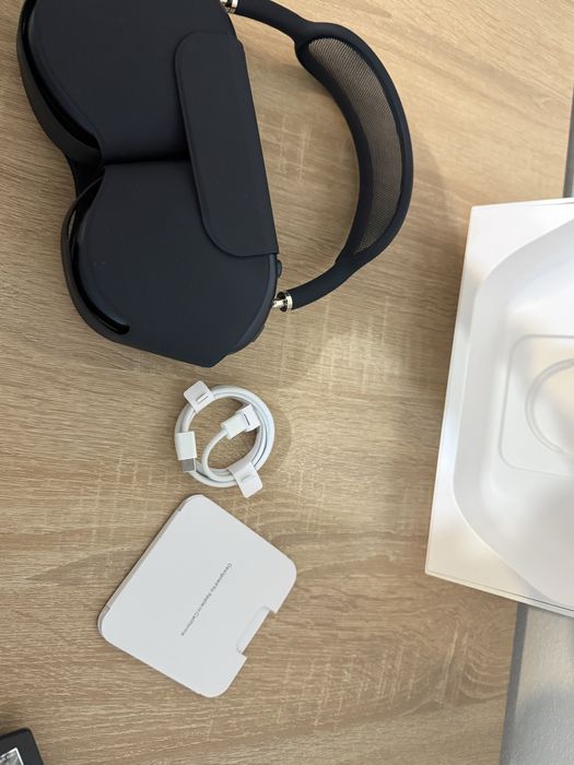 vand Airpods Max Black