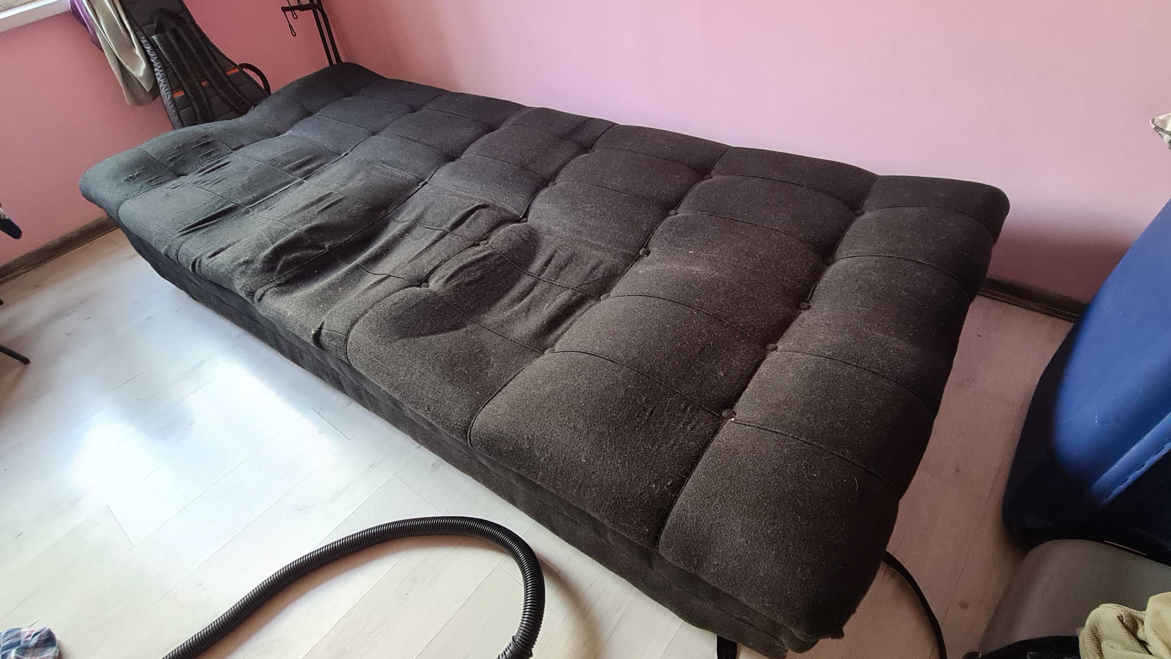 диван-кровать, чтобы отдать