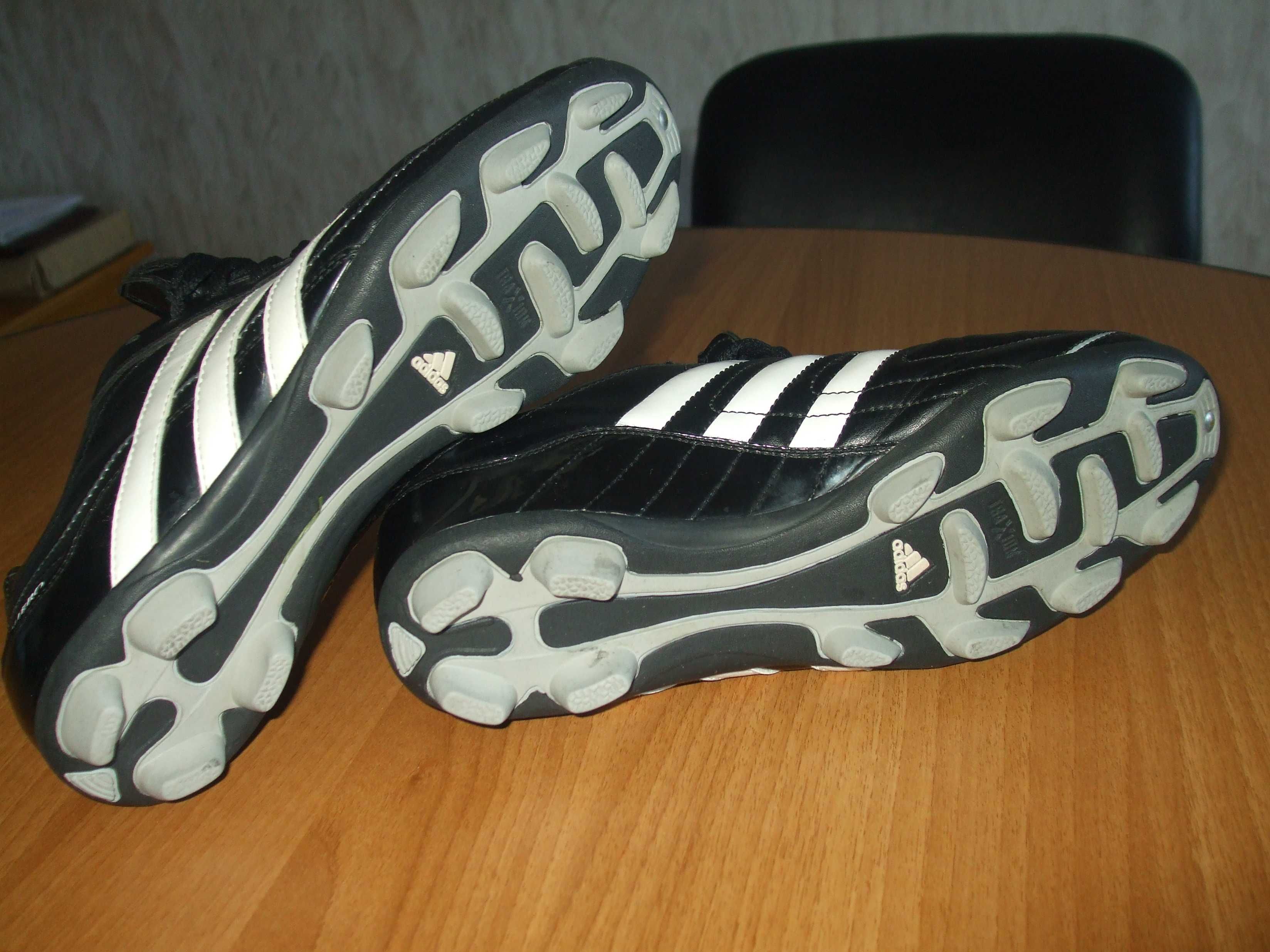 Adidas Puntero/40 размер/оригинални бутонки