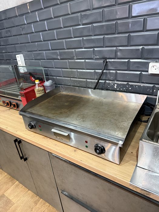 Жарочная поверхность большая