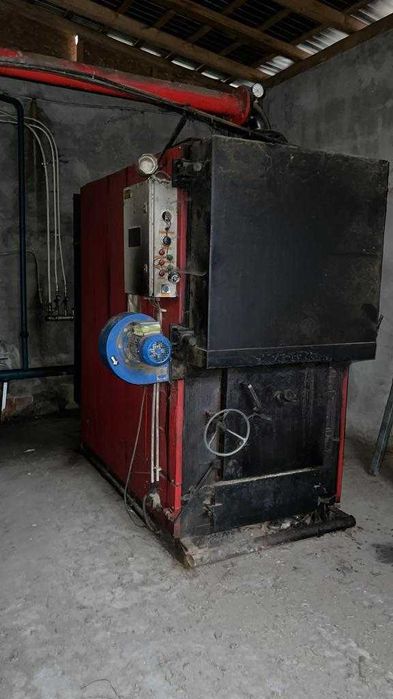 De vanzare uscatoare 100 mc complet cu centrala