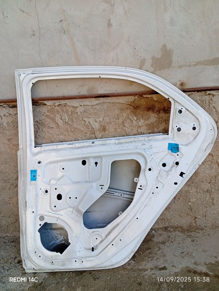 Cobalt eshik 2024-yil radnoy orqa oʻng taraf