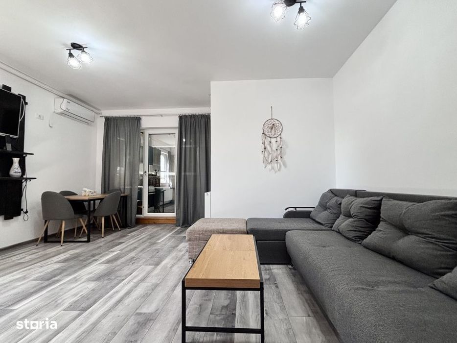 Ultracentral - Hanul cu Peste - La cativa pasi de plaja