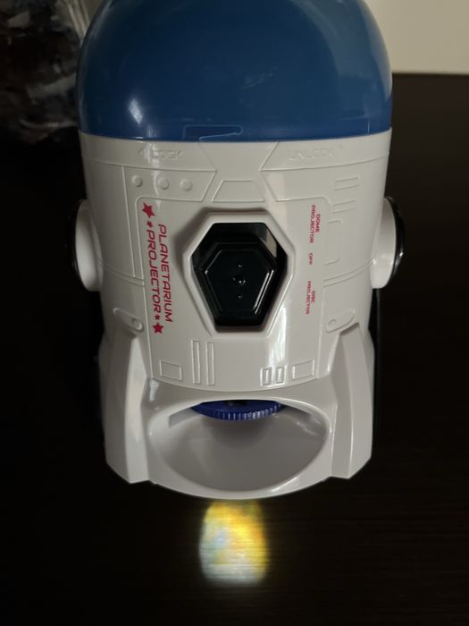 Joc proiector constelatii/planete ( 16 imagini diferite)+Caleea Lactee