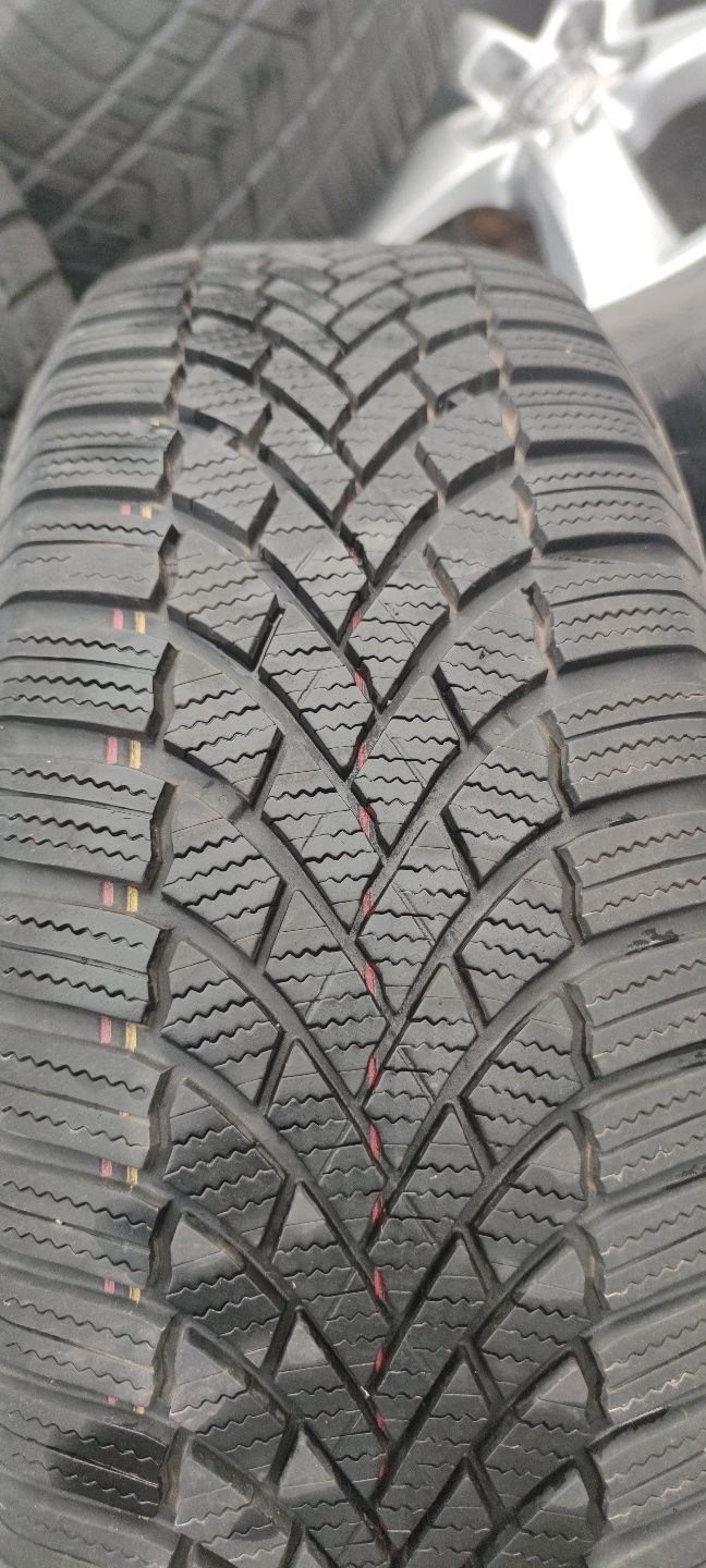 17" Оригинални джанти за Фолксваген гуми 215 65 17 Pirelli4бр/Bridgest