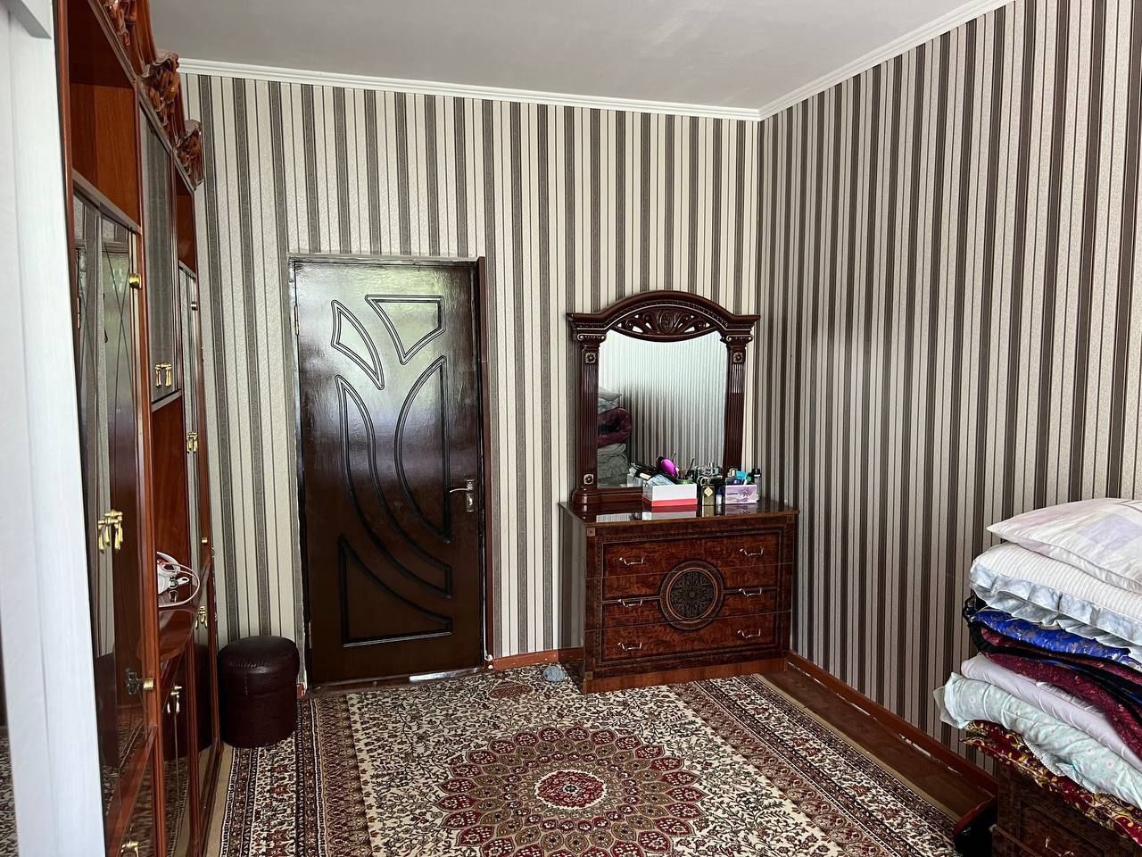 Продаётся 2х комнатная квартира, ор-р Авиасозлар 4
