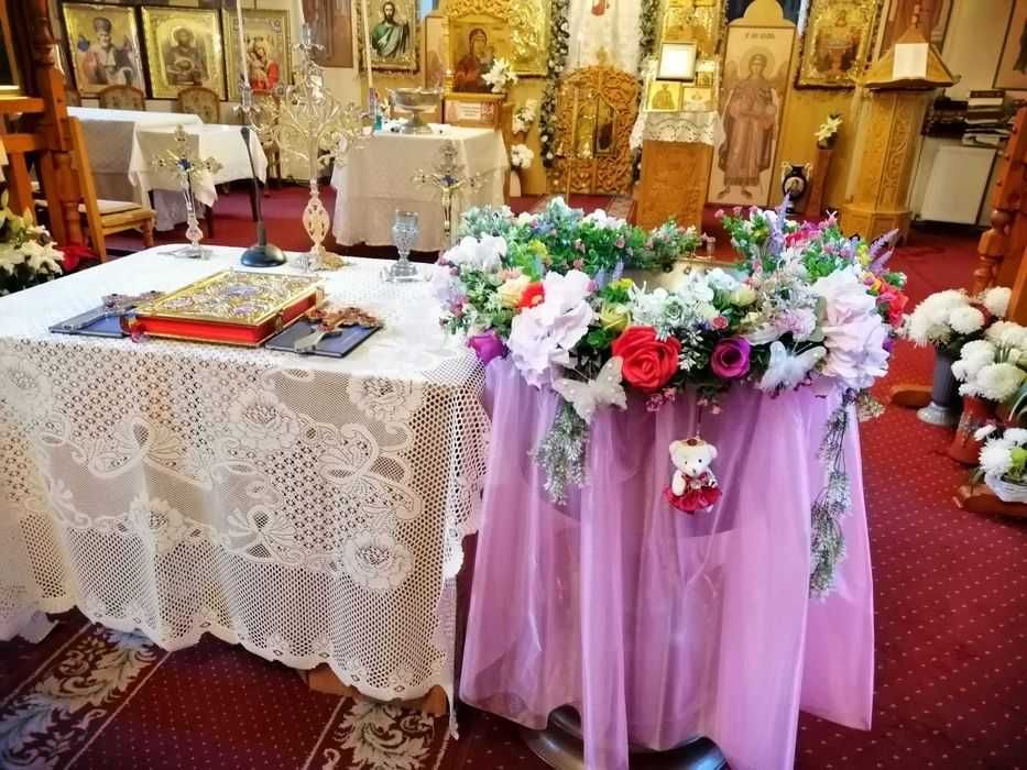 Aranjament botez cristelnita/ decor botez