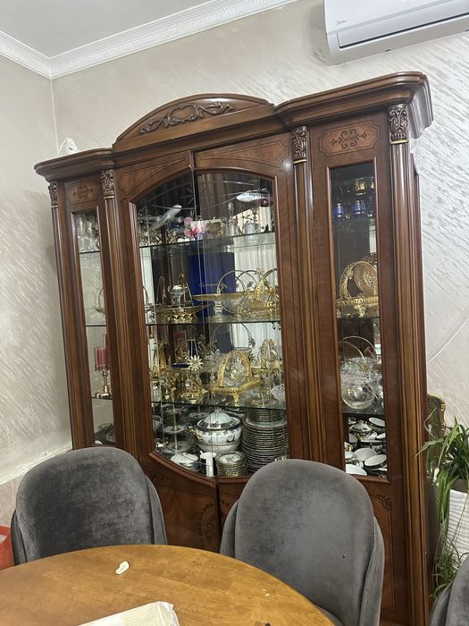 Стенка для гостиной продам
