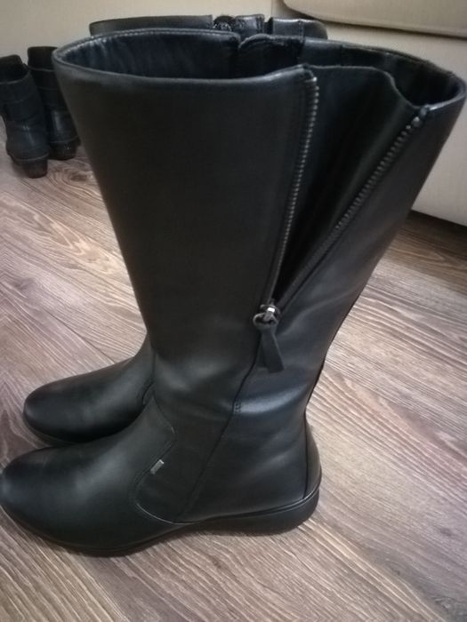 Vând cizme damă mărimea 41 Ecco