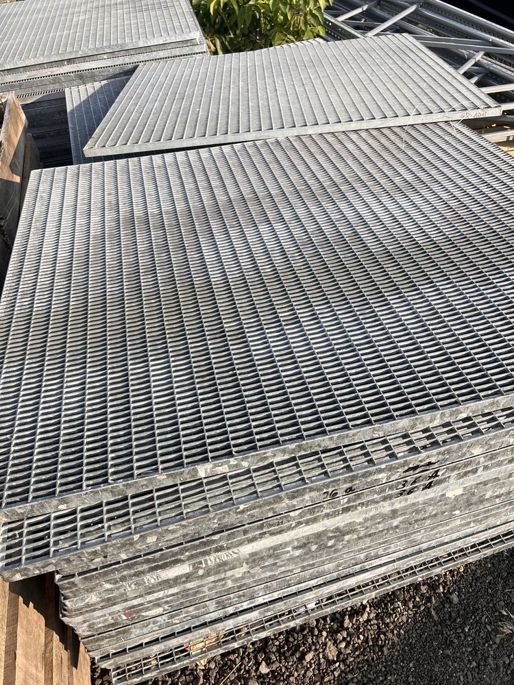 Gratare galvanizate zincate 1,2 m x1,27 m