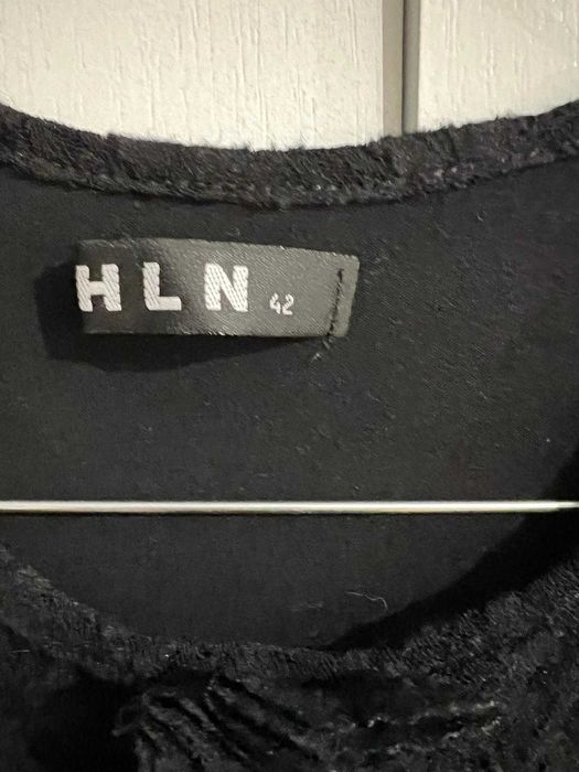 top tricou negru din dantela cu flori aplicate marimea 42 ~ M