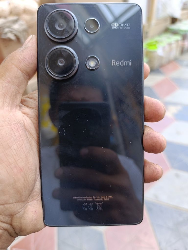 Redmi note 13pro sotiladi  karopka dakementi bor