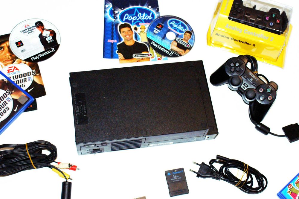 PS2 Fat PlayStation 2 + подарък 6 игри и два контролера