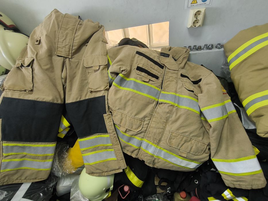 Echipament individual de protecție pompieri nomex goretex psi svsu