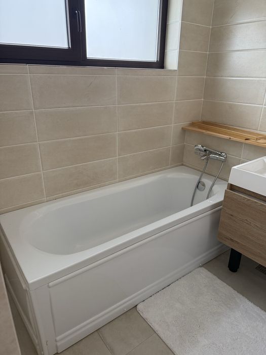 Cada 70 cm cu 180 cm