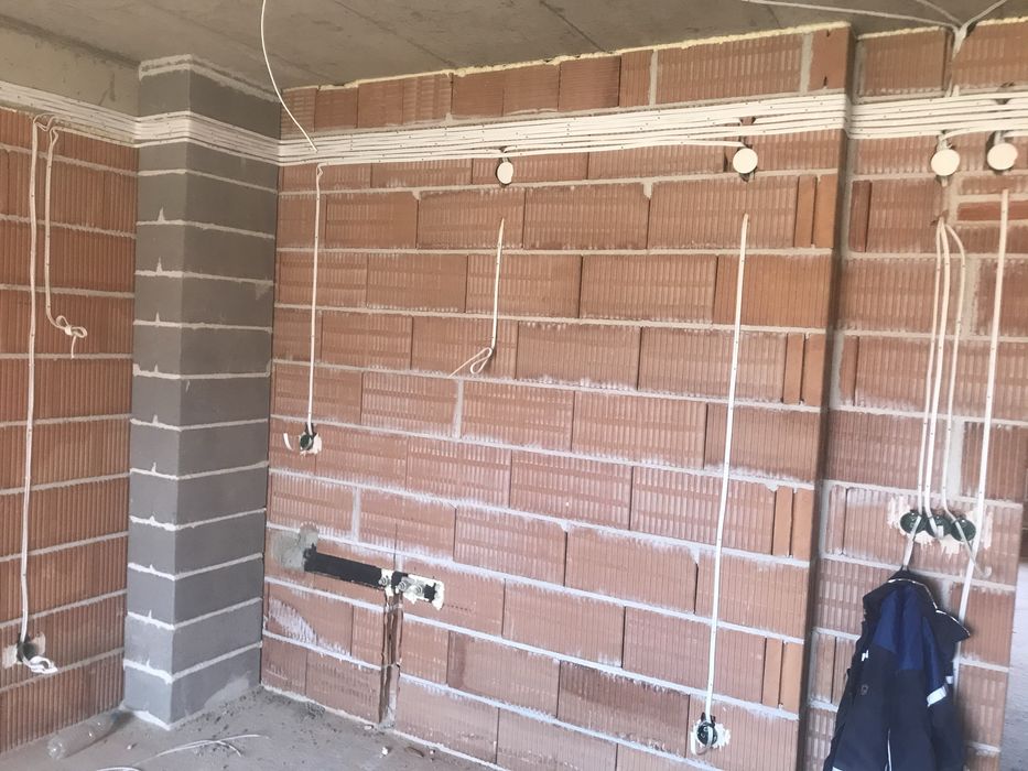 Елтехник Пловдив,Електро услуги,Електротехник Пловдив